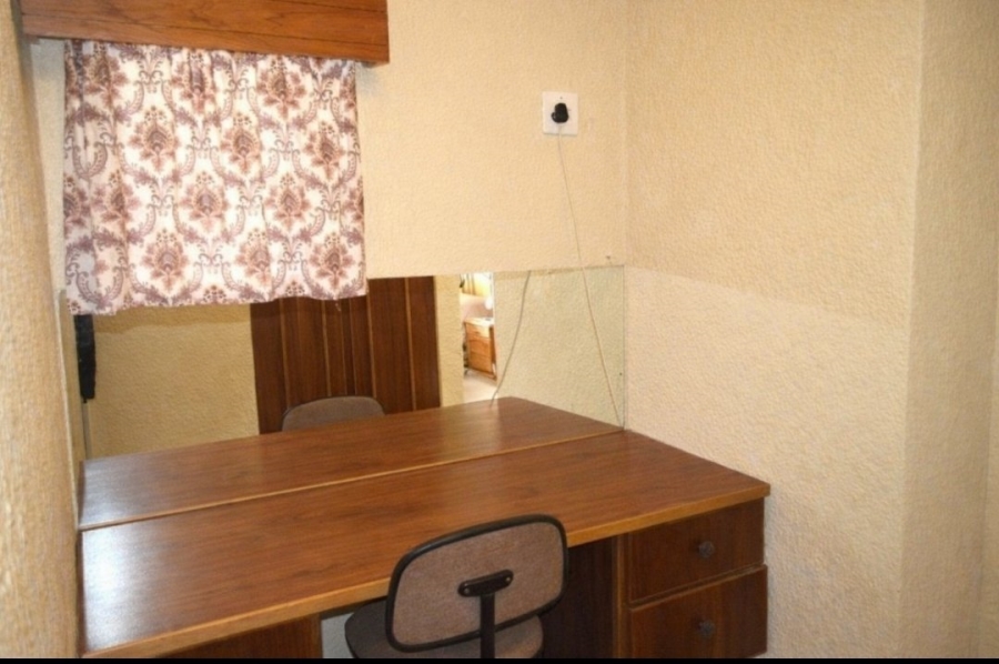 5 Bedroom Property for Sale in Stilfontein Ext 4 North West